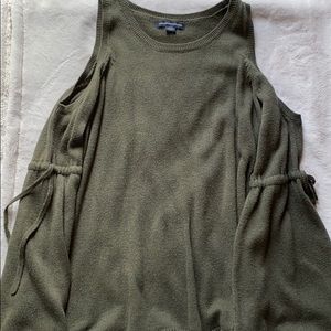 American Eagle cold shoulder sweater